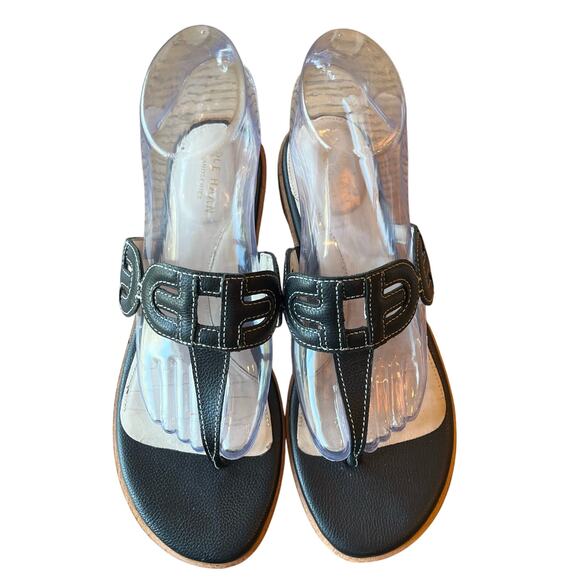 Cole Haan Sandals Size 8 Black Flat Leather Thong Slip On Flip Flop Comfort - Picture 5 of 9